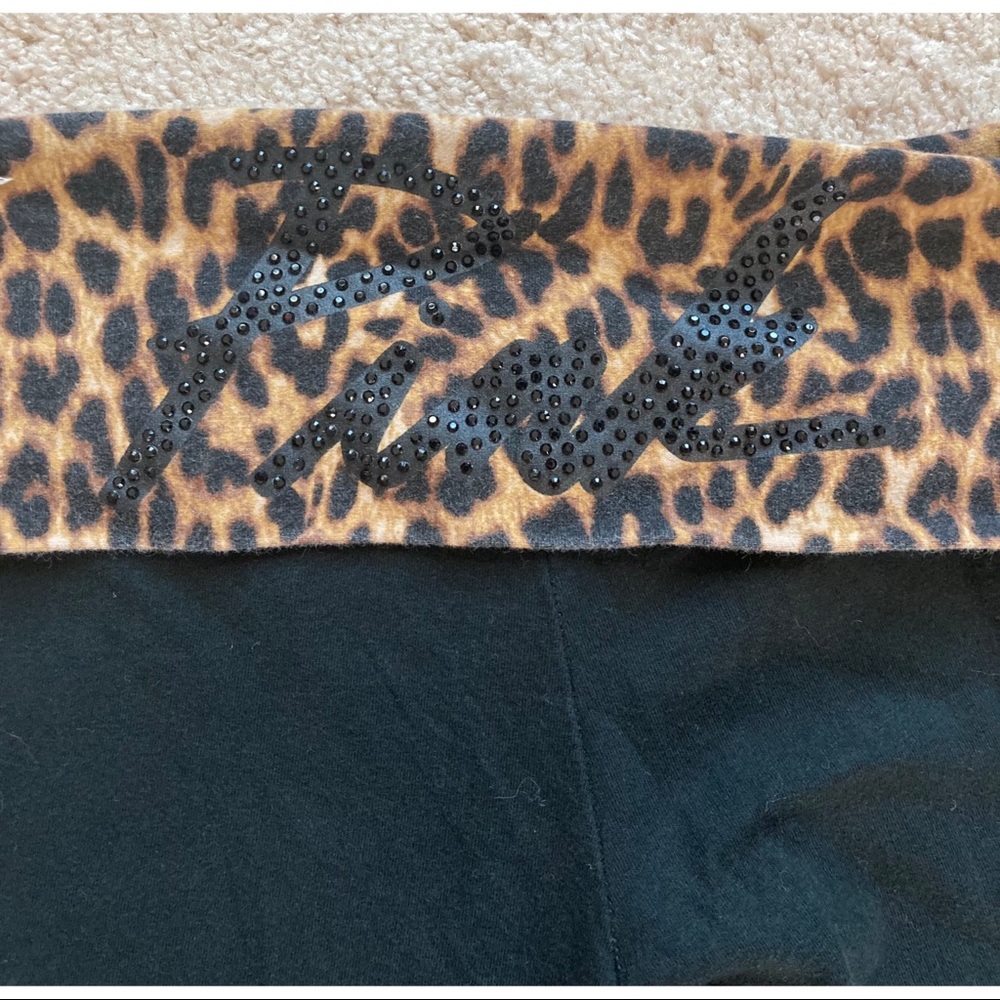 Victoria Secret Pink Fold Over Cheetah Bling Yoga Pants - Picture 8 of 8